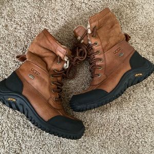 ugg adirondack size USA 5 chestnut boots